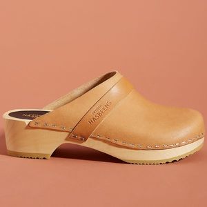 Swedish Hasbeens Leather Clogs